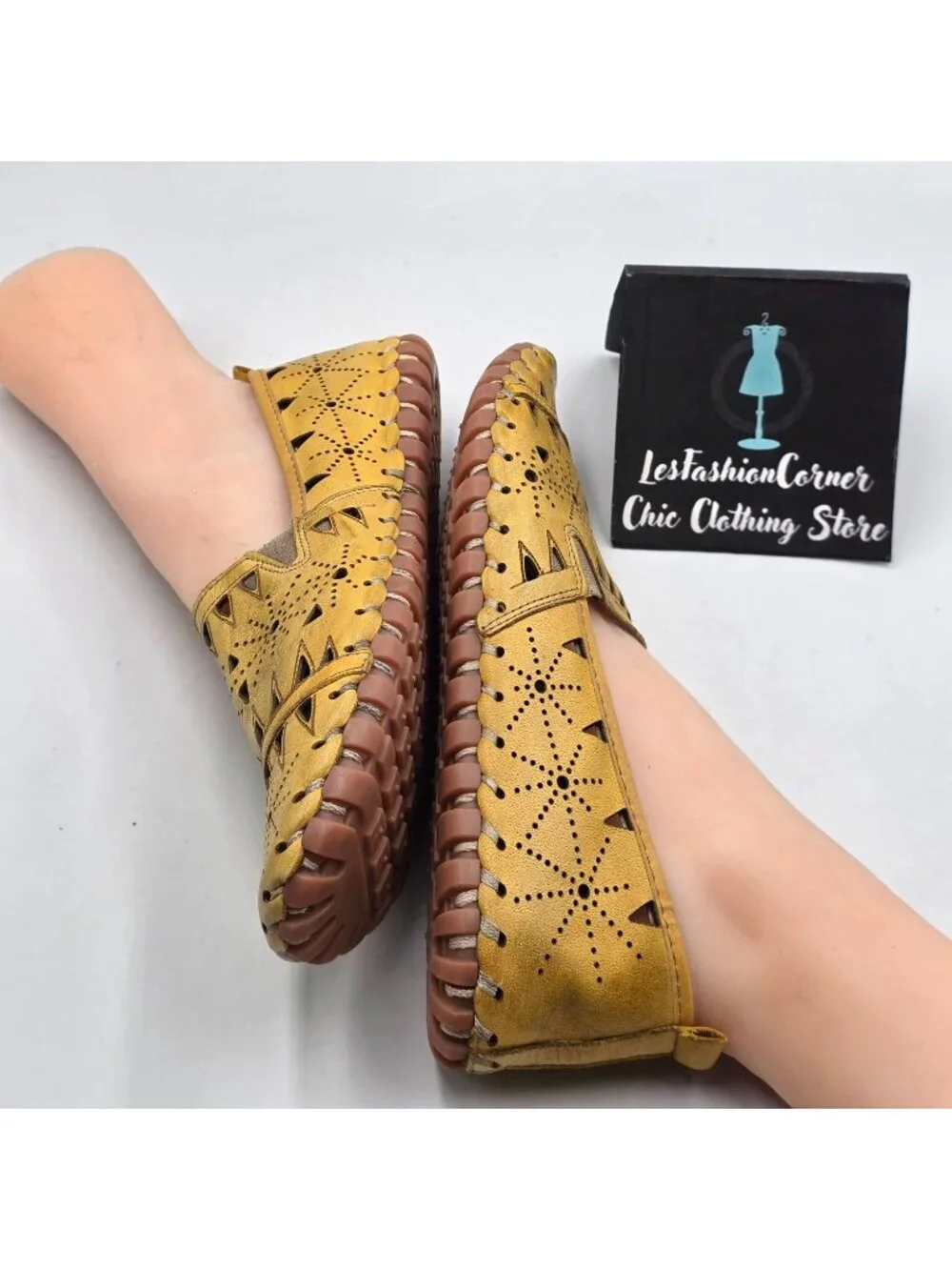 Spring Step Women's Yelow Leather Fusaro Slip-On Flats Loafers Sz 9.5 (40) 3822